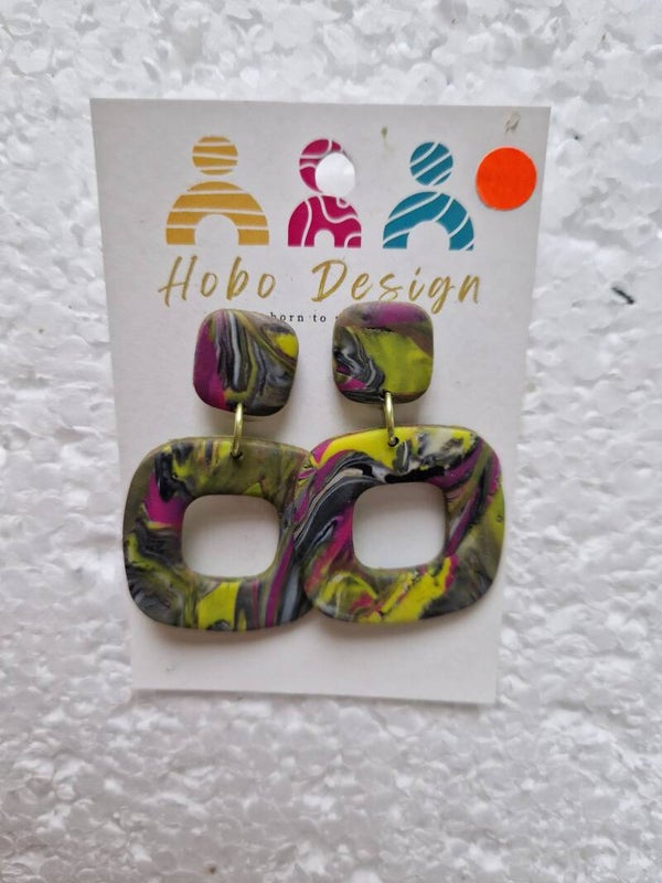 Oorhangers in safarie kleuren 2 modellen