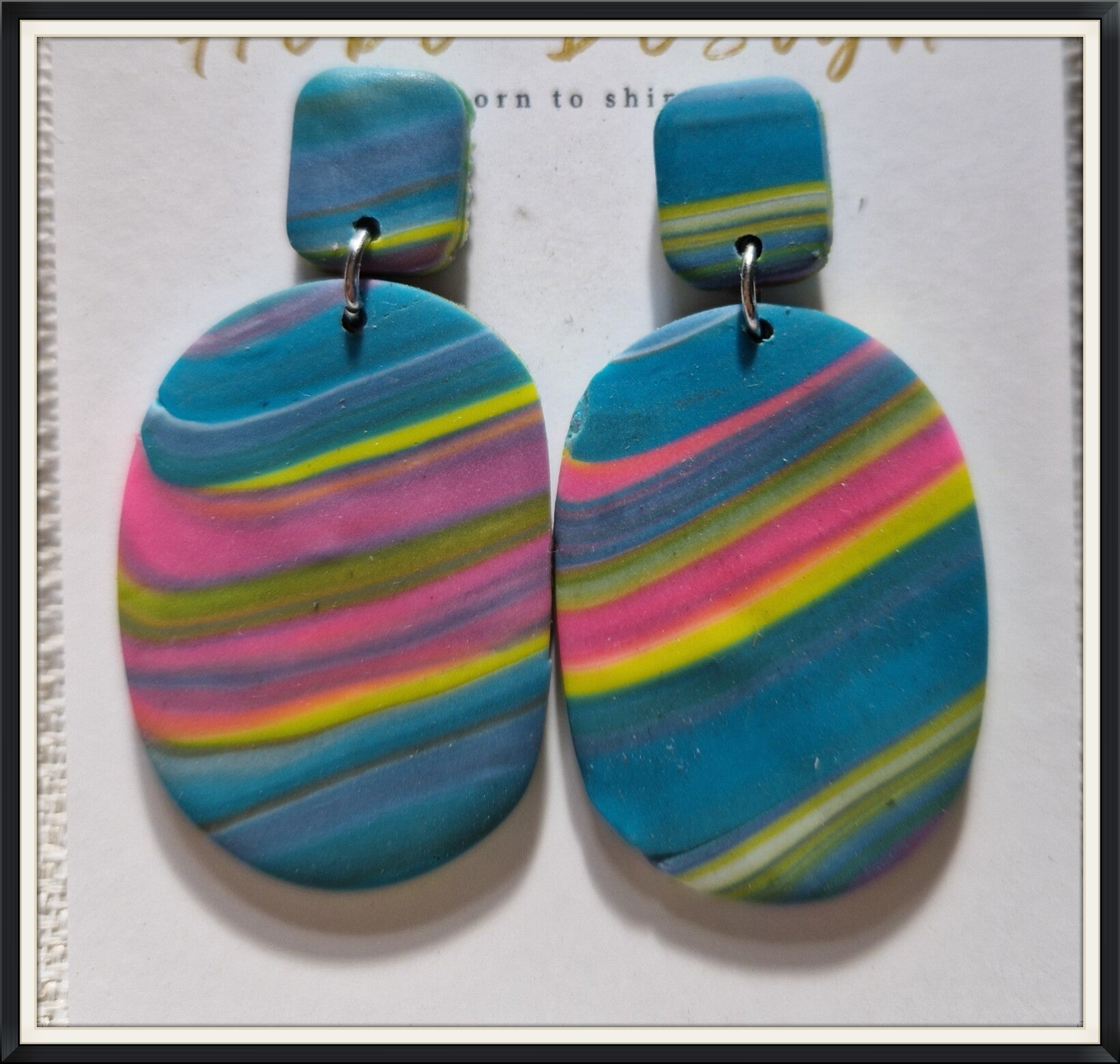 Regenboog oorbellen.