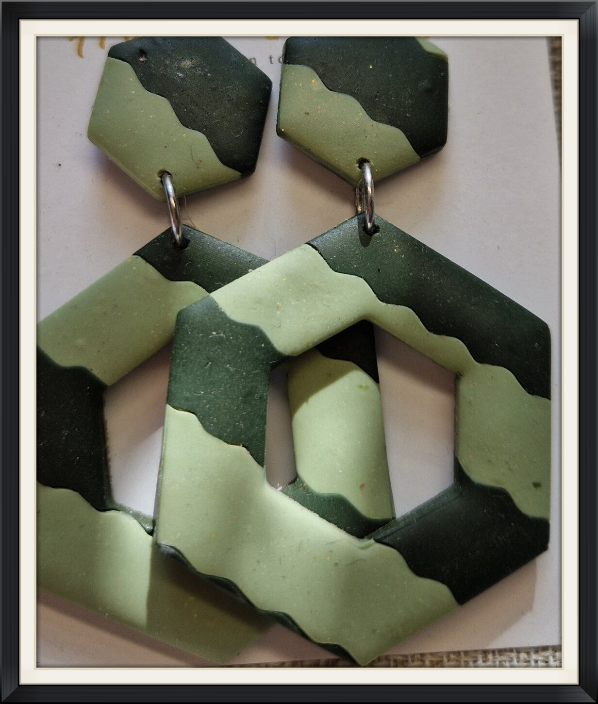 Statement oorbellen in prachtig groen.