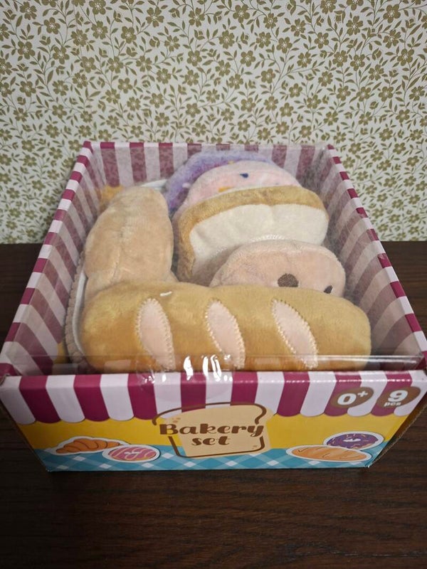 Pluche Bakery Set – broodjes & gebakjes in mandje – nieuw