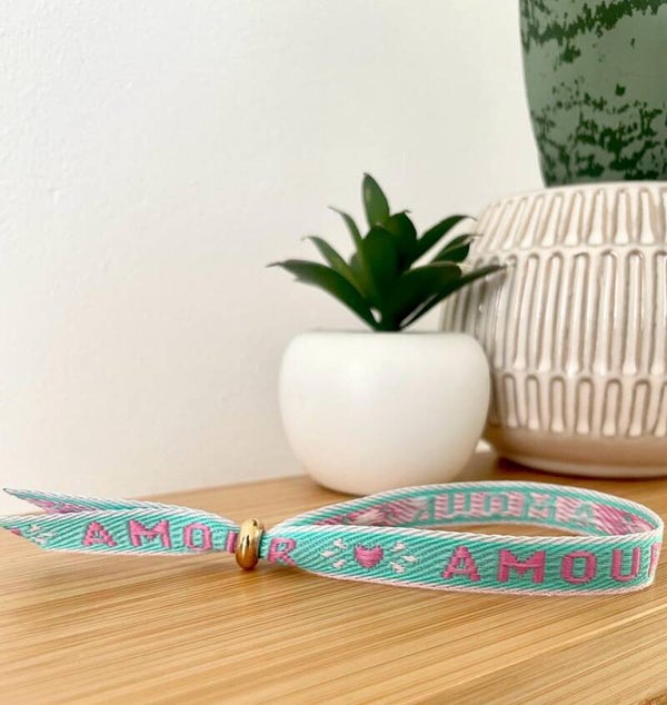 Geweven armbandje Amour