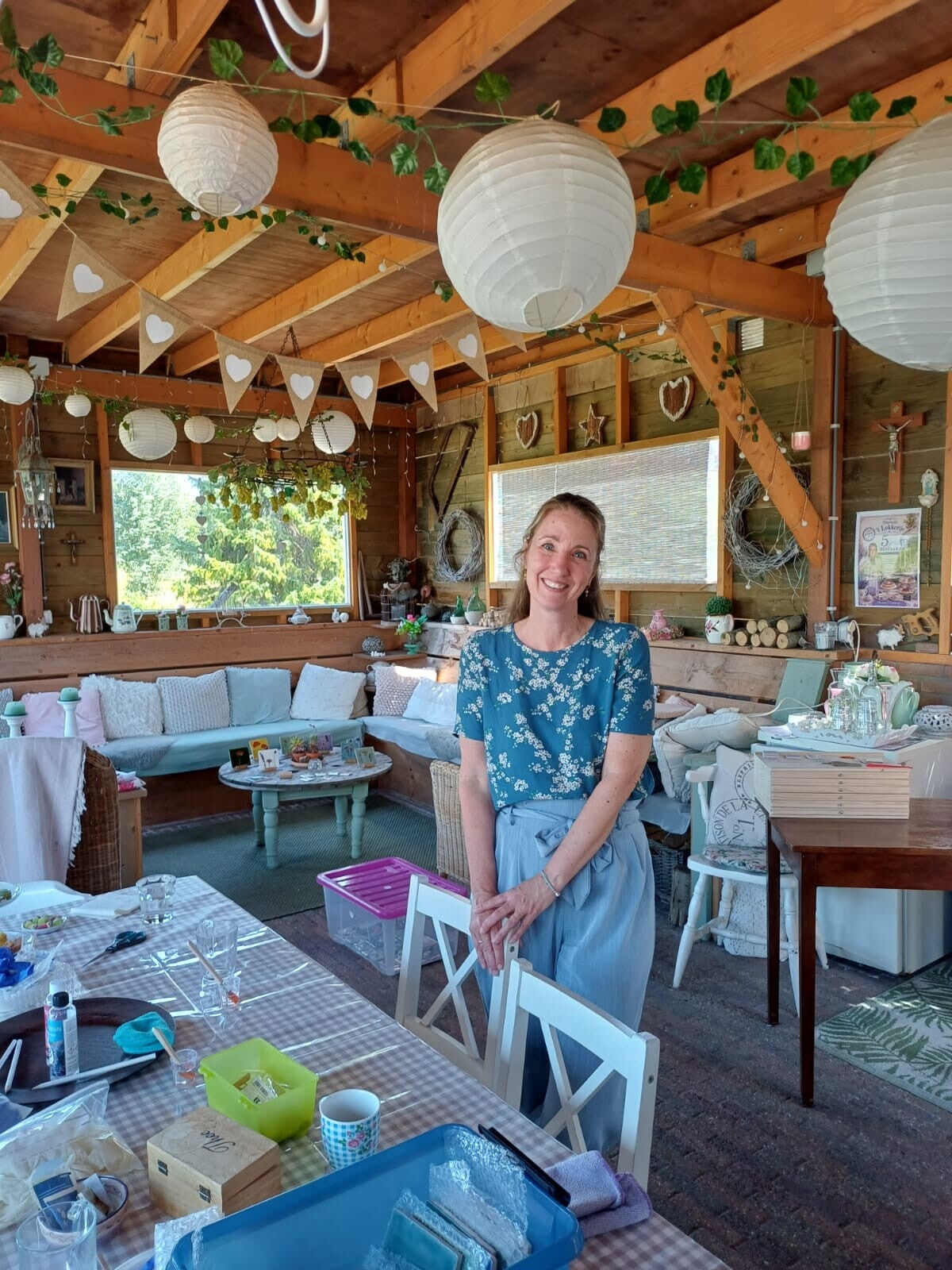 Workshop bloemtegeltjes in Theetuin t Lokkertje