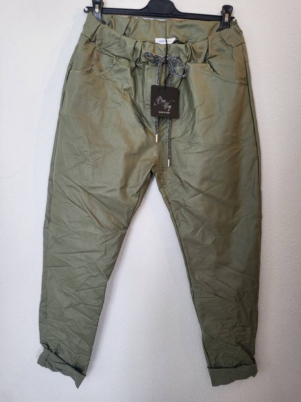 Hose olivgrün schimmernd, Gr. 38 - 42/44