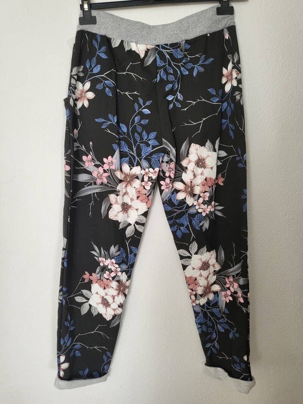 Hose Blumenmuster schwarz, Gr.36 - 42 - 1x verfügbar 1x verfügbar