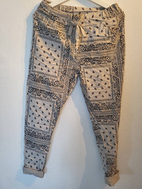 Hose beige/schwarz, Gr. 36 - 42