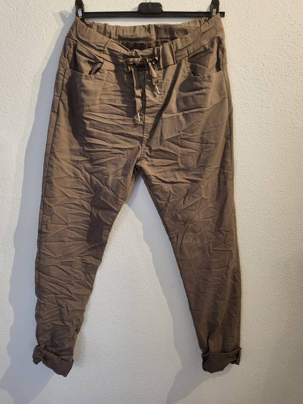 Hose mittelbraun, Gr. bis 36 - 42/44 - 1x verfügbar