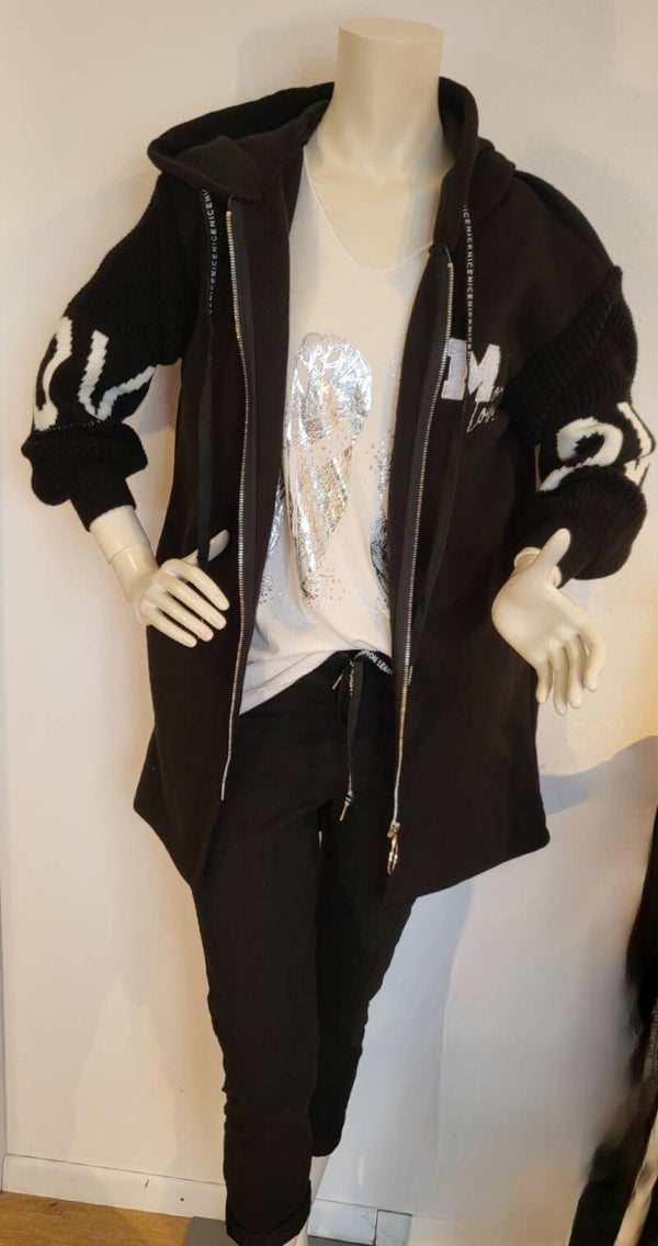 Hoodie schwarz "Move Love", Gr. 38 - 42/44, 1x verfügbar