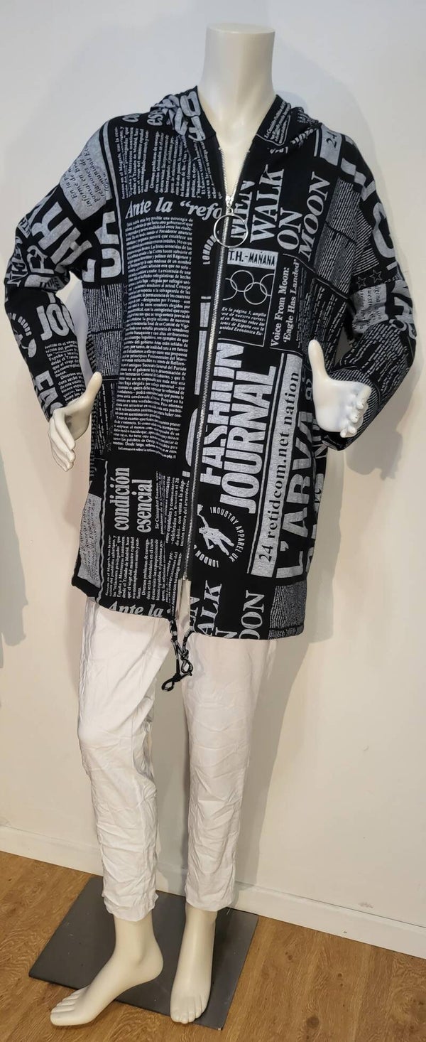 Cardigan schwarz/weiss mit Schrift, Gr. 36 - 42/44, 1x verfügbar