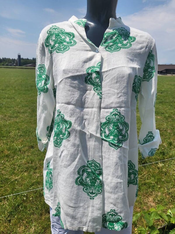 Bluse weiss mit Muster grün, Gr. 38/40, 1x verfügbar
