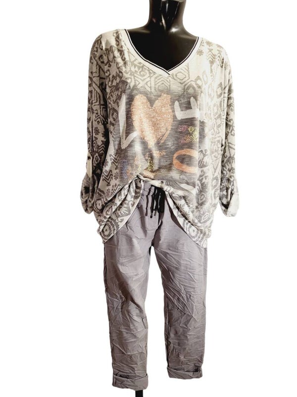 Shirt hellschwarz "LOVE", Gr. 38 - 42, 1x verfügbar