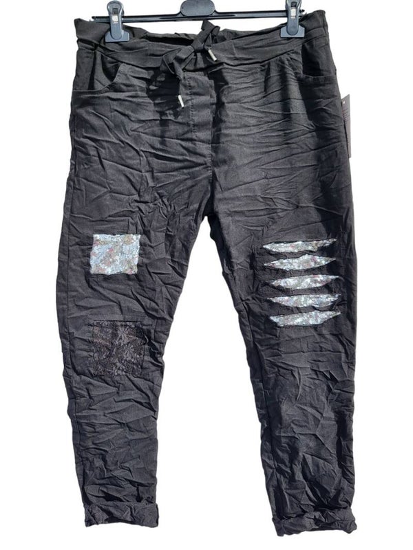 Stretchhose schwarz mit Pailletten, Gr. 40 - 44, 1x verfügbar
