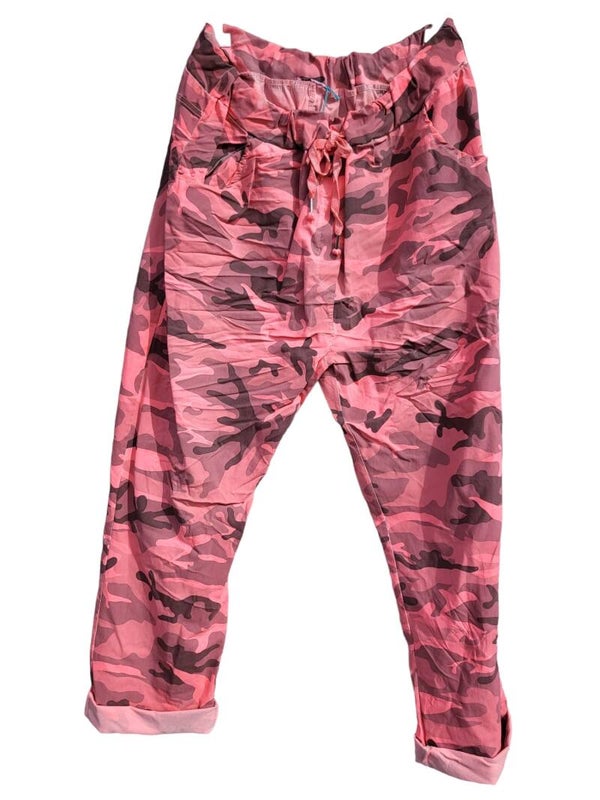 Stretchhose Camouflage rose, Gr. 46 - 50, 1x verfügbar