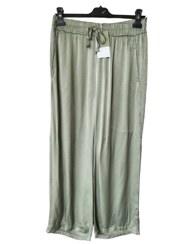 Hose khaki gerade, Gr. 38/40, 1x verfügbar