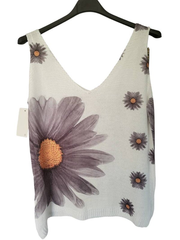Top weiss mit Blume dunkelgrau, Gr. 38 - 40/42, 1x verfügbar