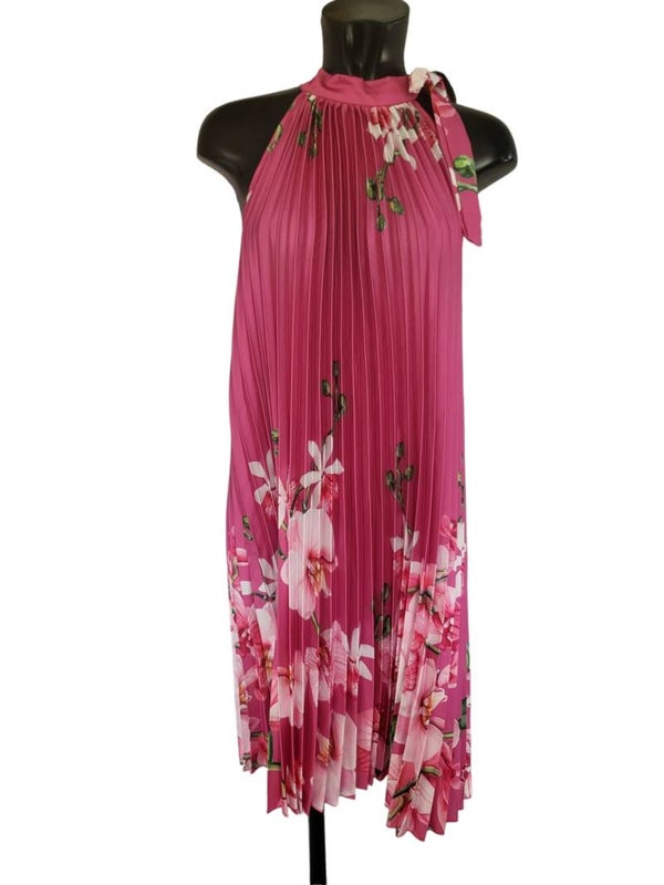 Plisseekleid pink mit Blumen, Gr. 36 - 40, 1x verfügbar