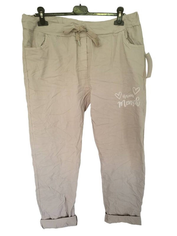 Stretchhose beige "Herzensmensch", Gr. 44 - 46, 1x verfügbar