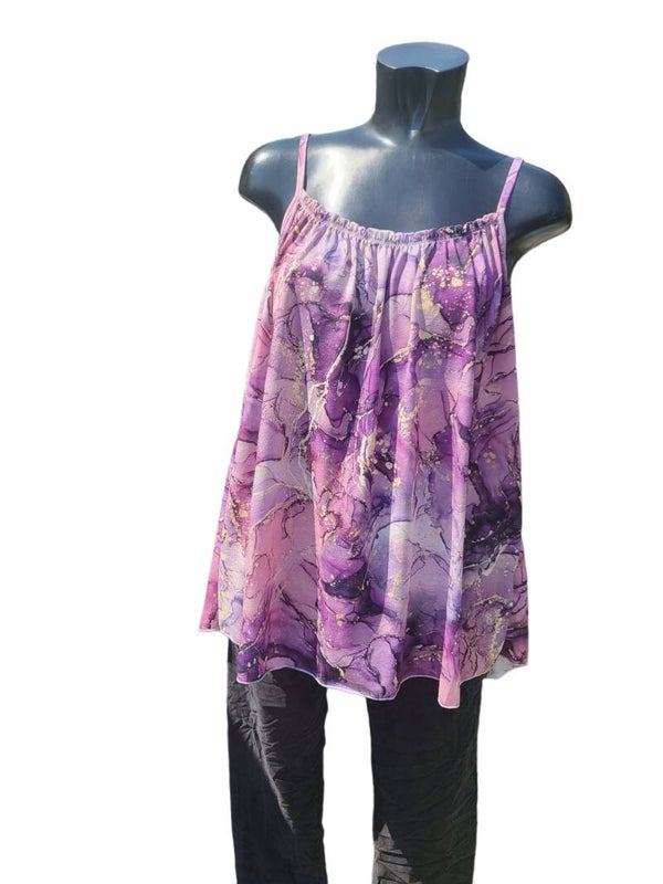 Trägertop violett "Marmor", Gr. 44 - 46, 1x verfügbar
