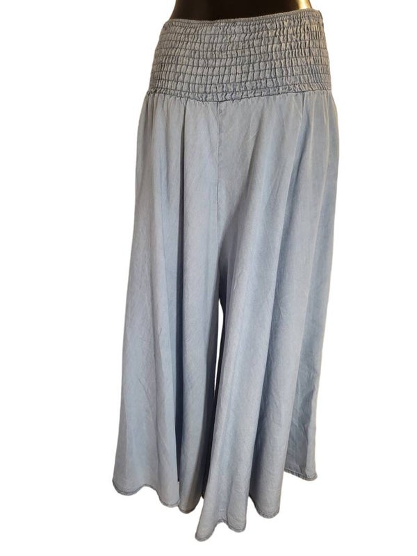 ISSIMA Hosenrock hellblau, Gr. 36 - 42 mit Gummibund, 1x verfügbar