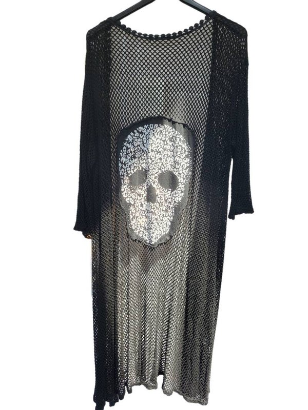 Loch-Cardigan schwarz "Totenkopf", Gr. 36/38  - 42, 1x verfügbar