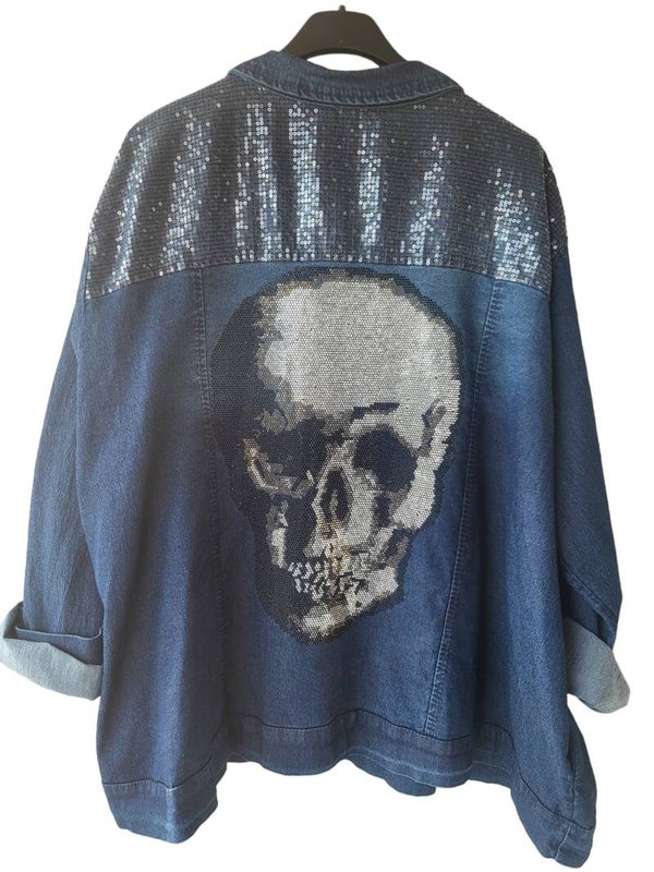 Jeanshemd mit Totenkopf, Gr. S (42/44) - 2x verfügbar