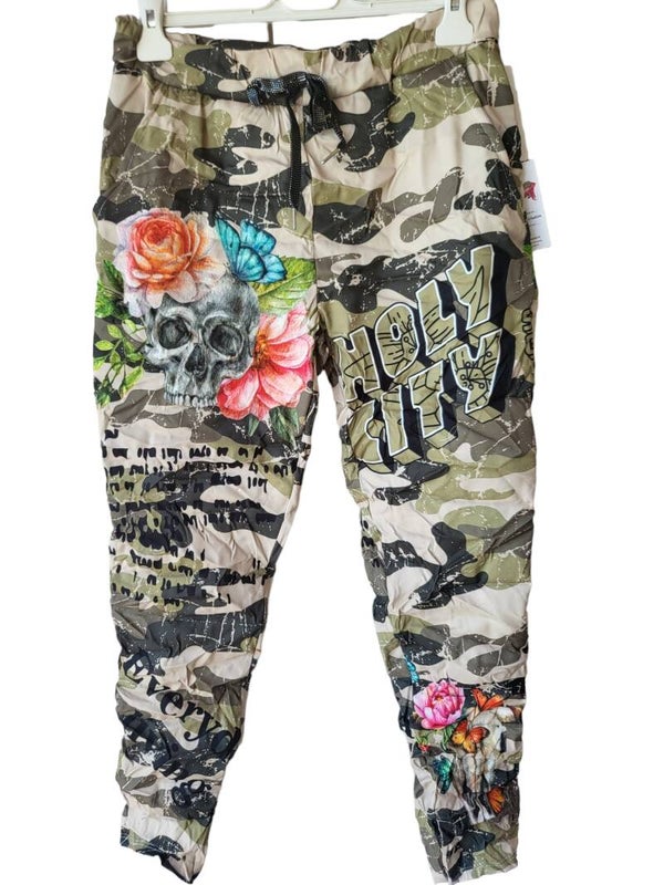 Stretchhose "Skull" grün, Gr. 38 - 40/42, 2x verfügbar