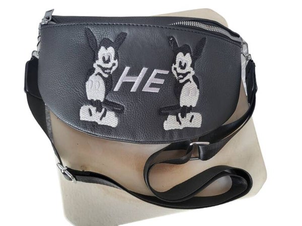 Brusttasche schwarz "Maus" - 1x verfügbar