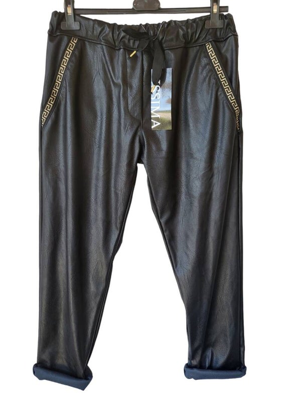 Kunstleder Stretchhose schwarz mit gold Applikation (ISSIMA), Gr. 38/40 - 2x verfügbar