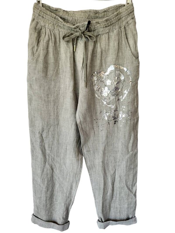 Stoffhose militär grün "silbriges Herz" (ISSIMA), Gr. 38/40 - 2x verfügbar