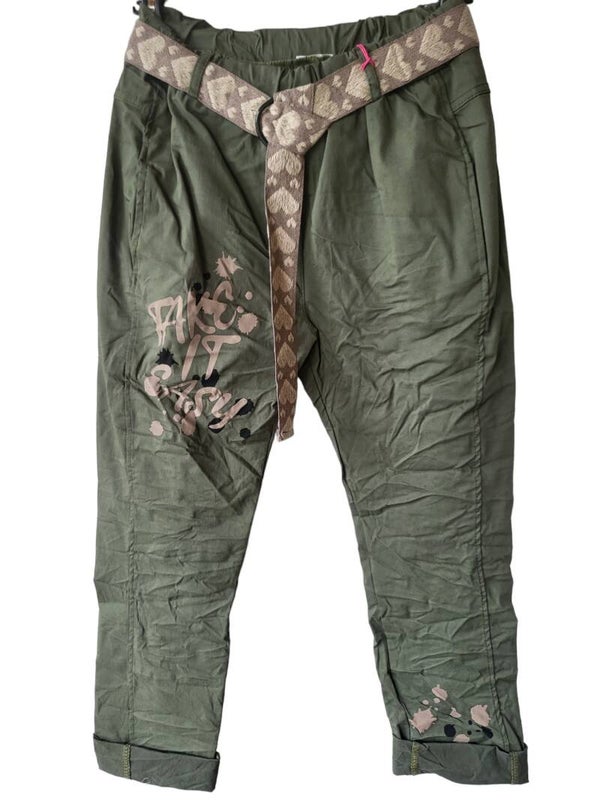 Stretchhose militärgrün "Take it easy", Gr. 40 - 42/44, 1x verfügbar