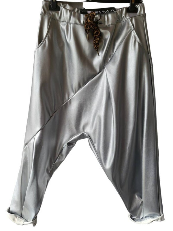Kunstleder-baggypants silber, Gr. 40 - 42/44, 1x verfügbar