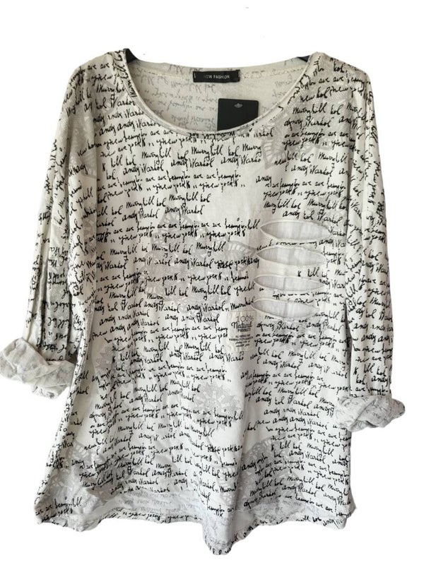 Pullover cremeweiss mit Schriftzug, Gr. 38 - 42, 1x verfügbar