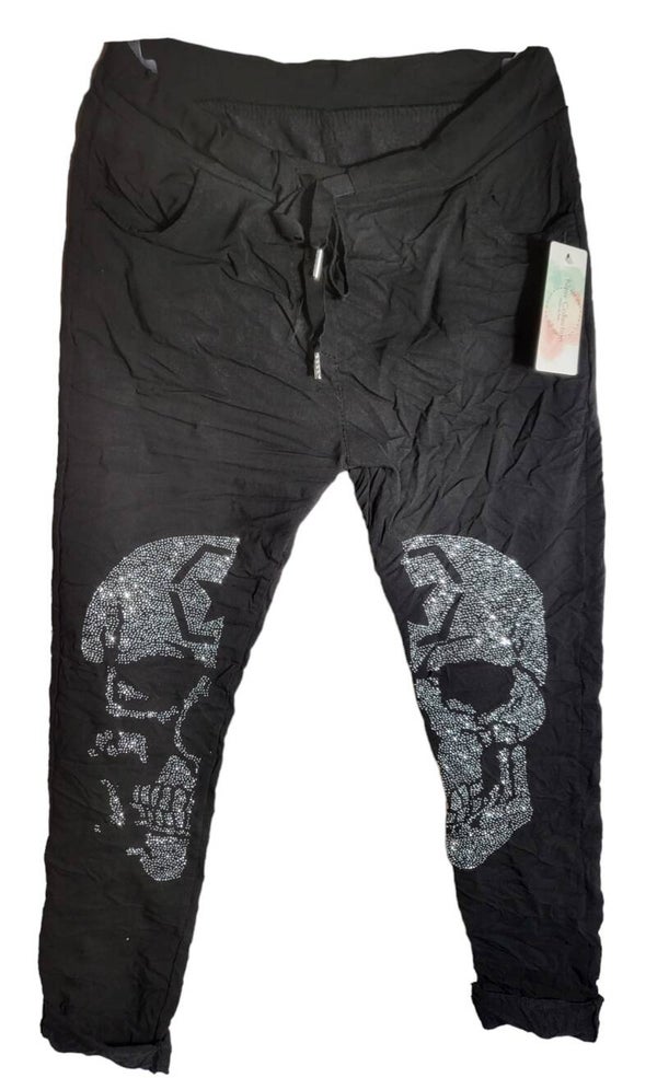 Stretchhose schwarz mit grossem Skull, Gr. 42 (knapp 44), 3x verfügbar