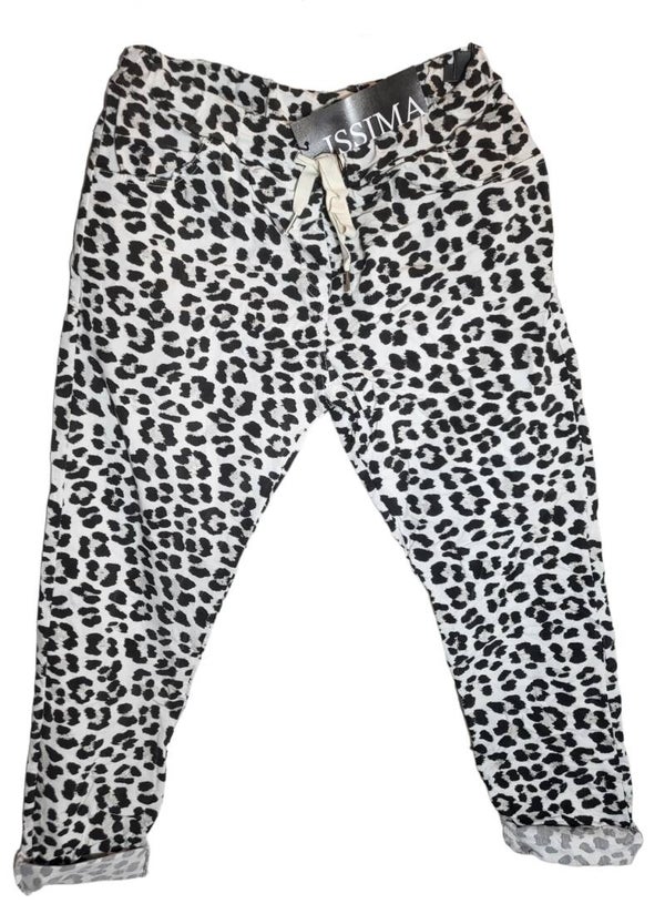 Stretchhose leo - weiss, Gr. 40 - 42/44, 1x verfügbar