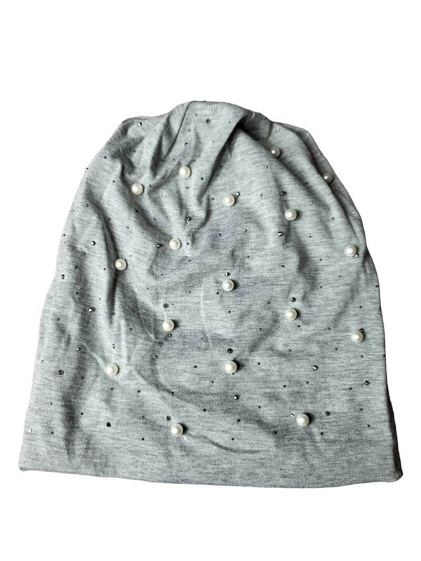 Beanie hellgrau mit Perlen & Glitzersteinchen, Gr. onesize, 1x verfügbar