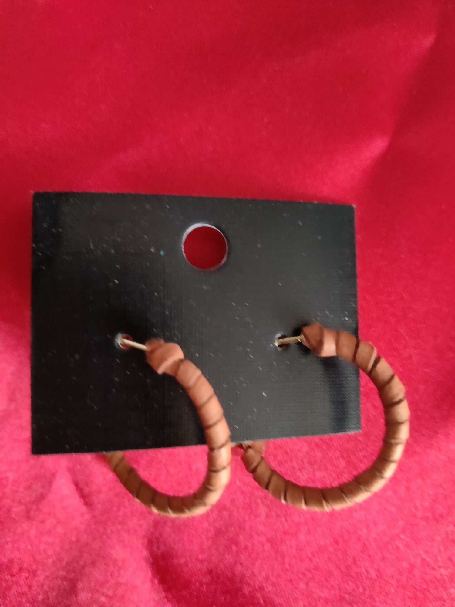 Poro kierre korvakorut