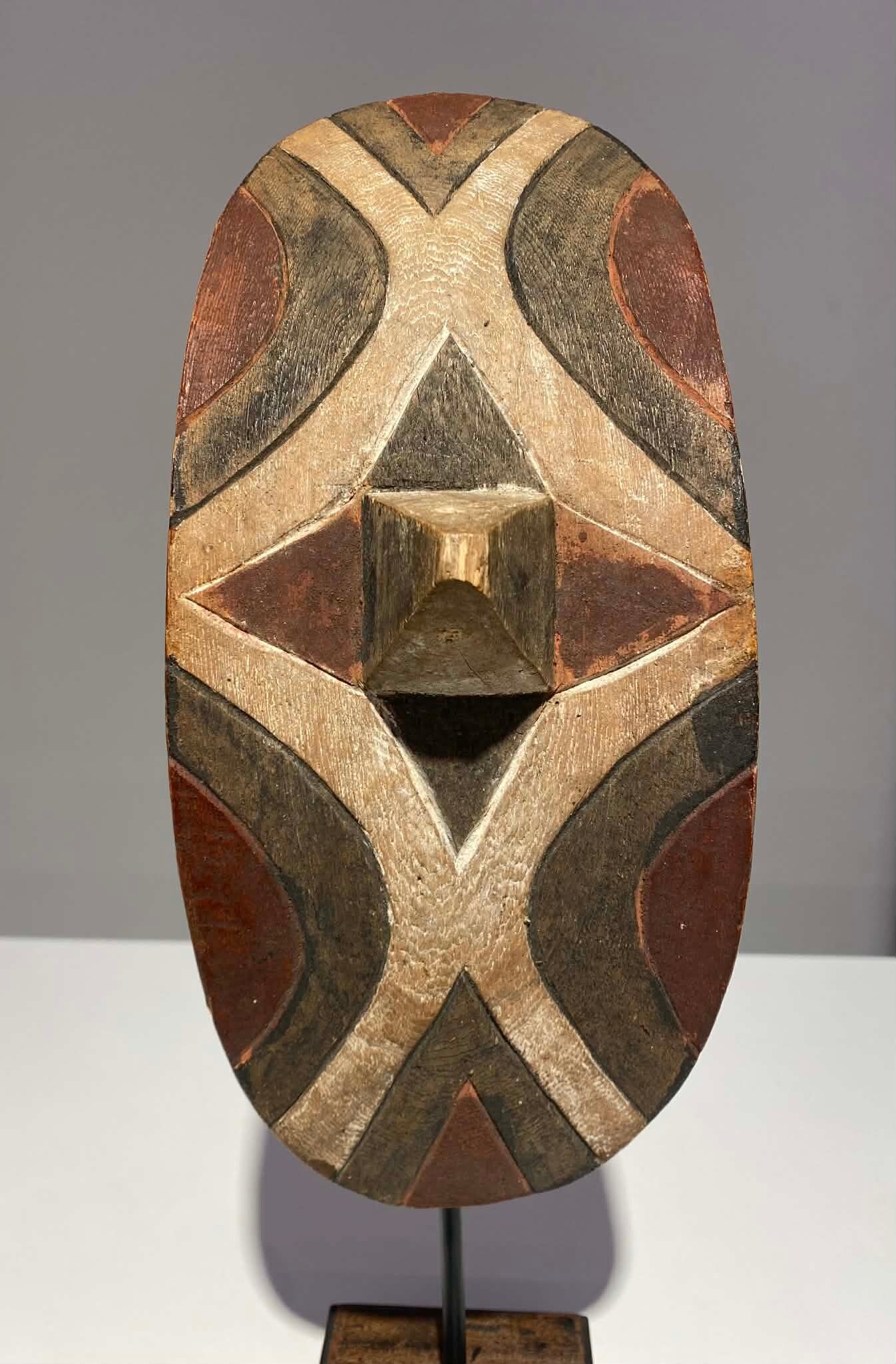 Tutsi Shield - Rwanda - African Art - Late 19th - Early 20th Century - Perfect Condition