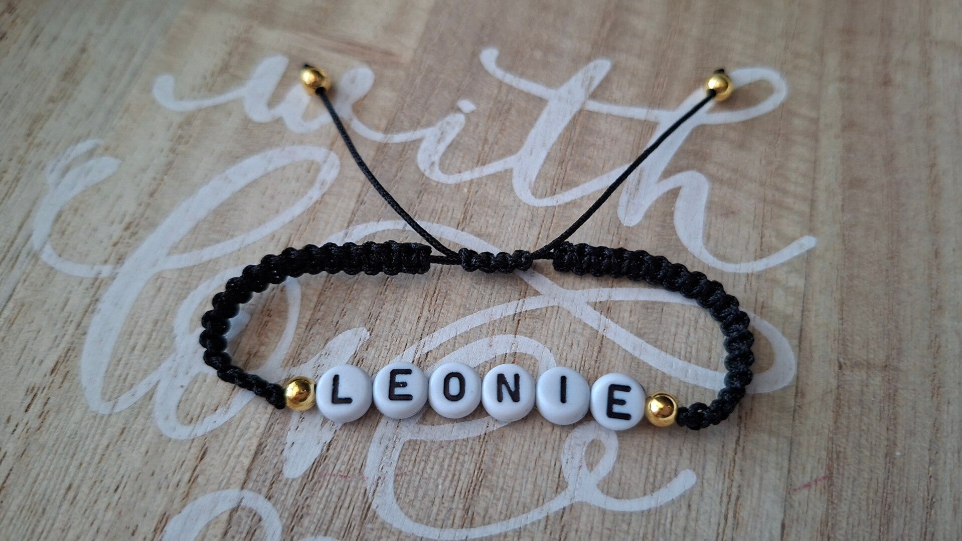 Armband schwarz Leonie (Schreibt mir eine Email für Wunschnamen)