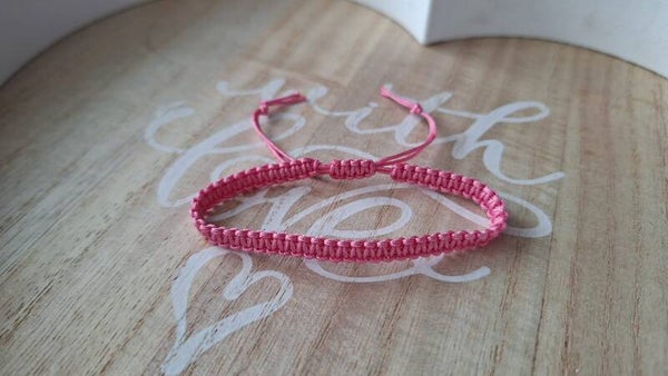 Makramee Armband rosa dunkel