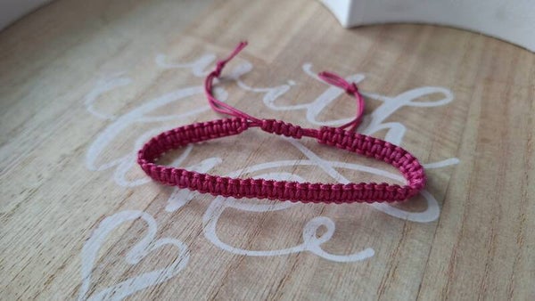 Makramee Armband lila