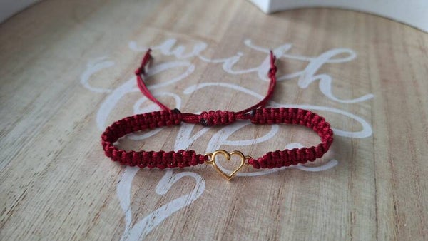 Makramee Armband dunkel rot, Herz gold
