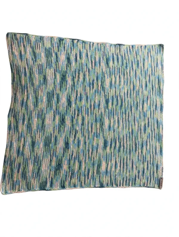 Håndhæklet baby- og puttetæppe 72x72 cm - Blå / Grøn / Natur - 100% blød baby bomuld