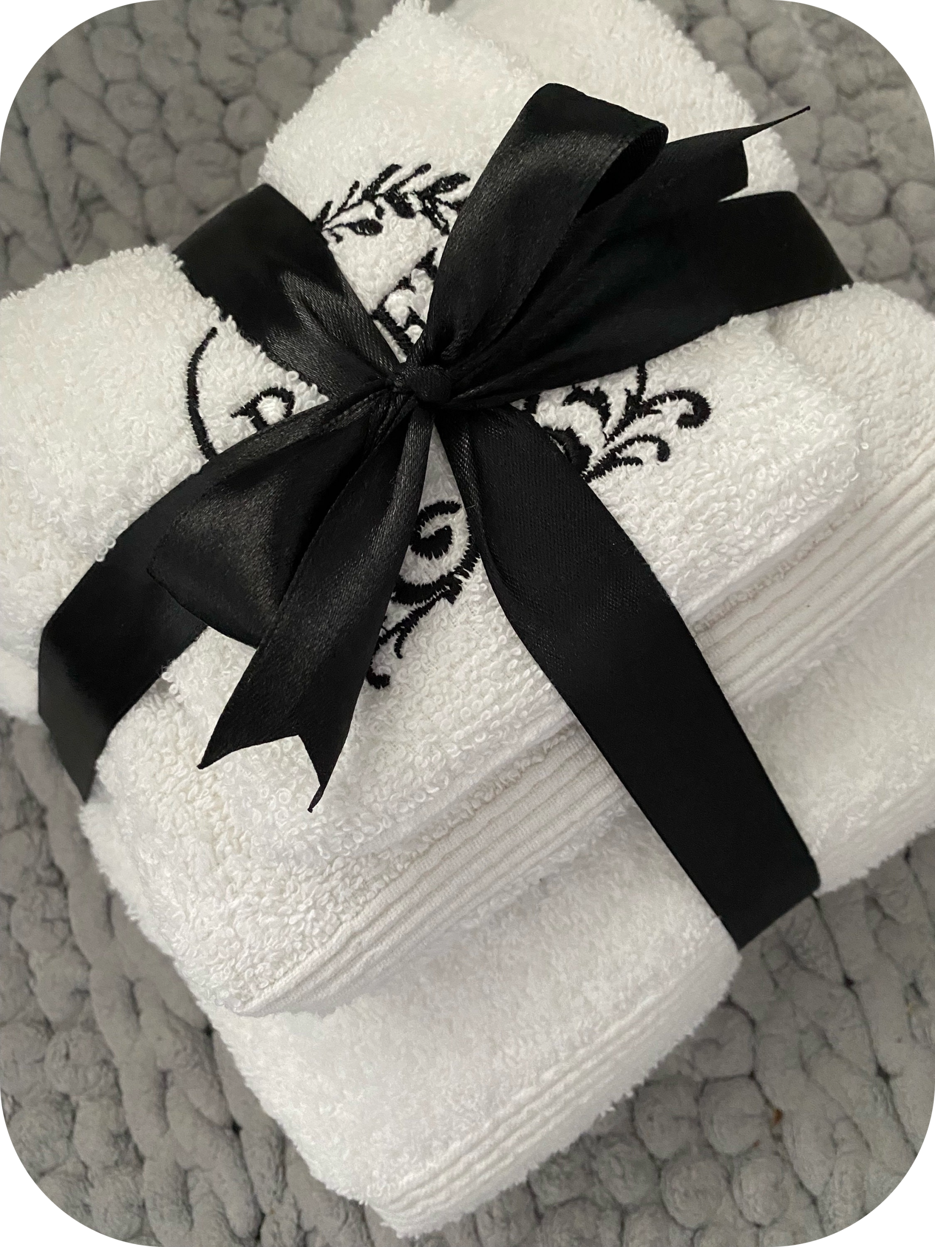 Embroidered Towel Set Personalised