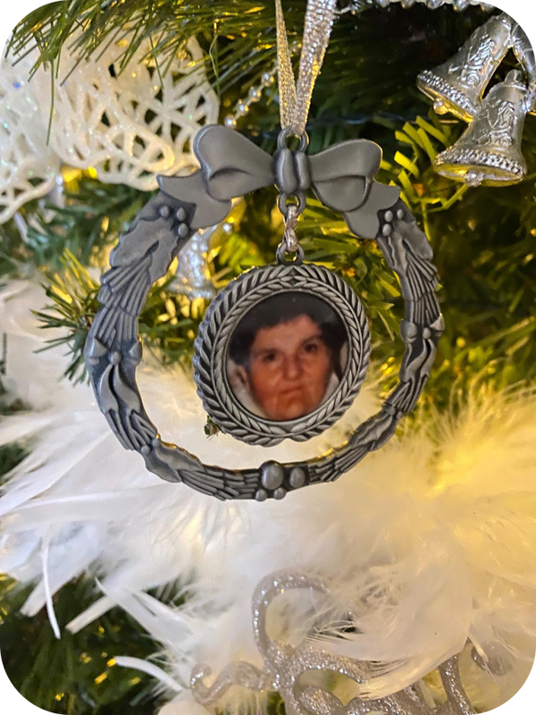 Memorial photo tree ornament