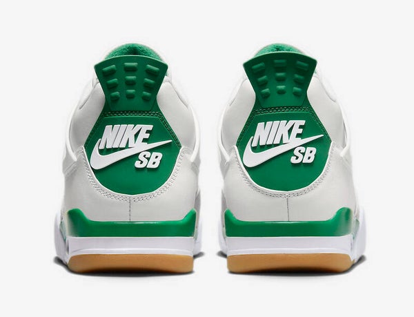 Air Jordan 4