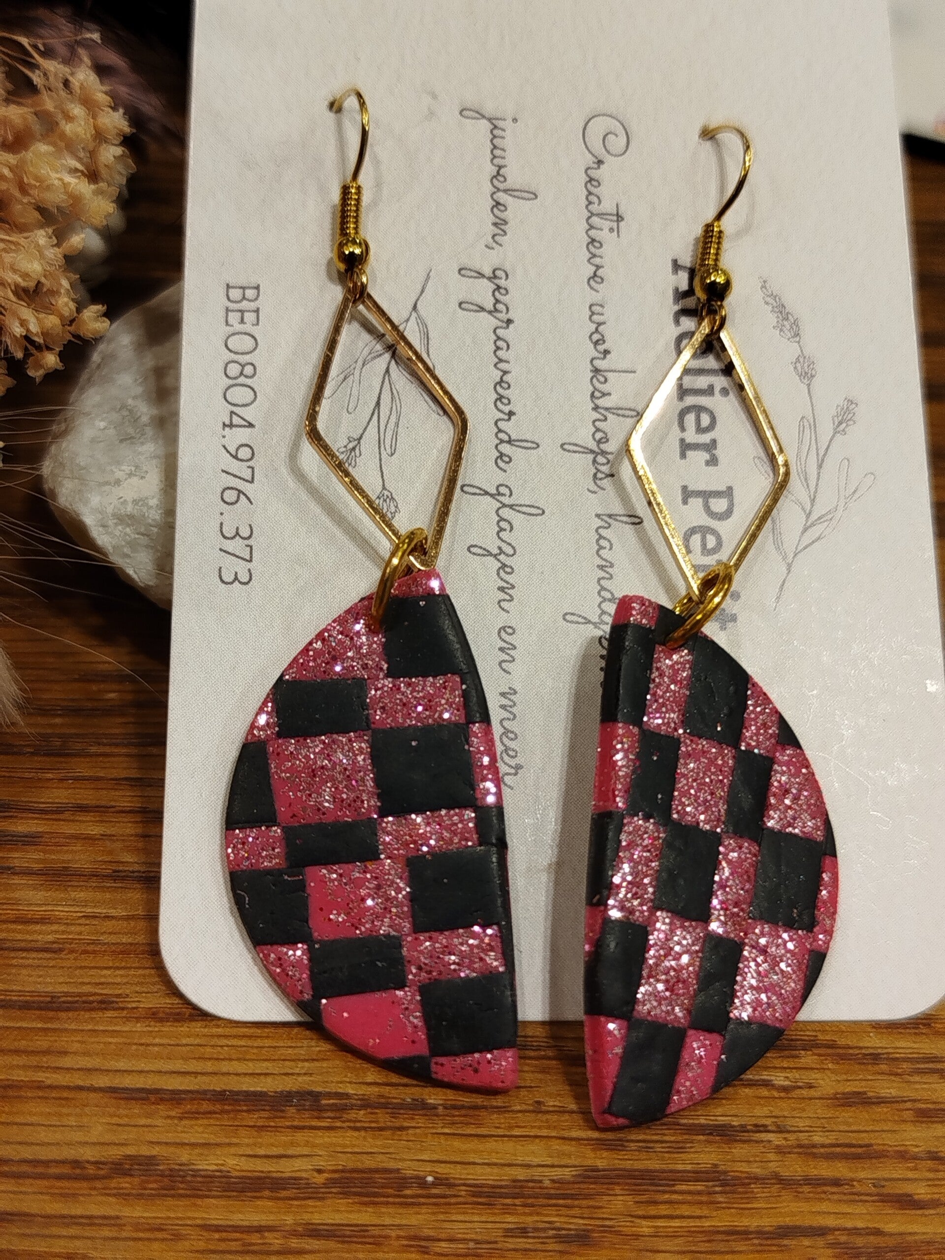 Outlet - Roze zwart bargello