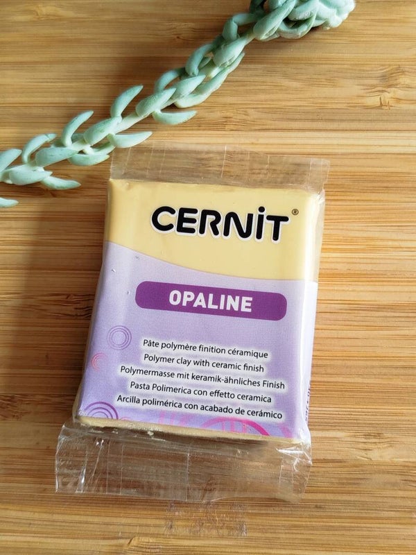 Cernit Opaline Beige
