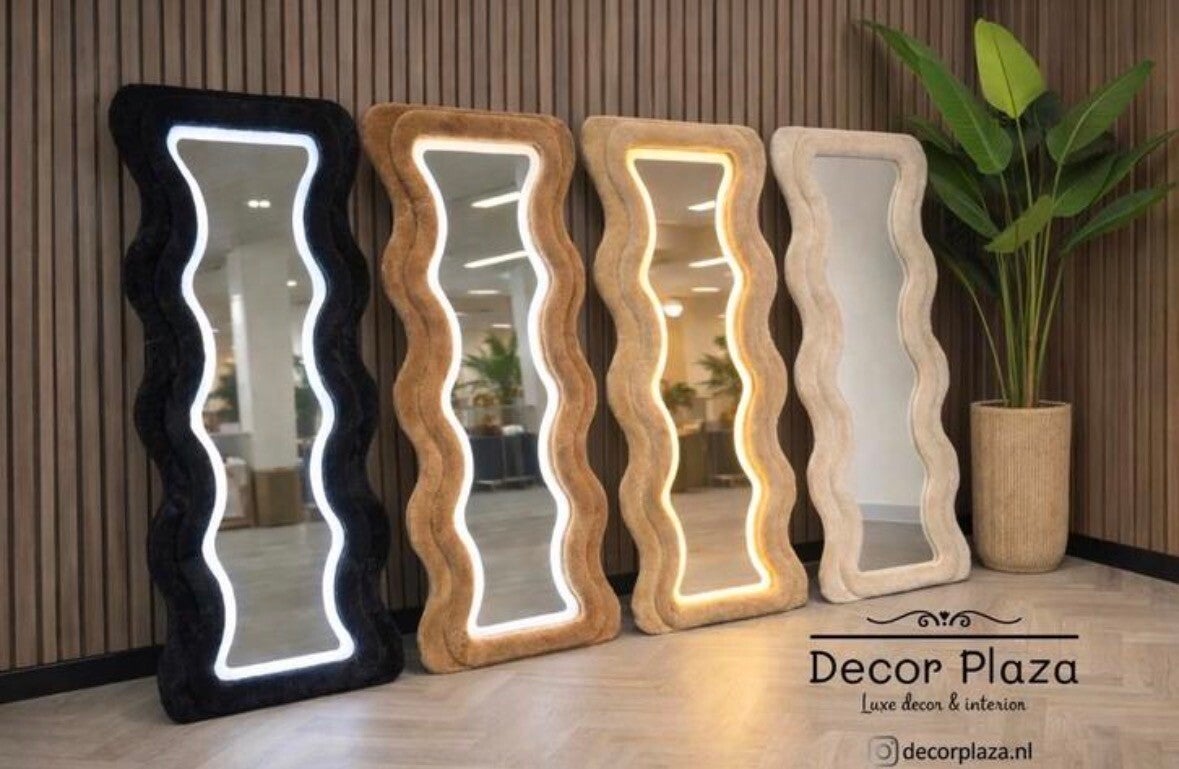 Teddy spiegel, kwantum spiegel, teddy mirror, teddy stof, spiegel, teddyspiegel, fluffy spiegel, teddy spiegel met licht, teddy spiegel met verlichting