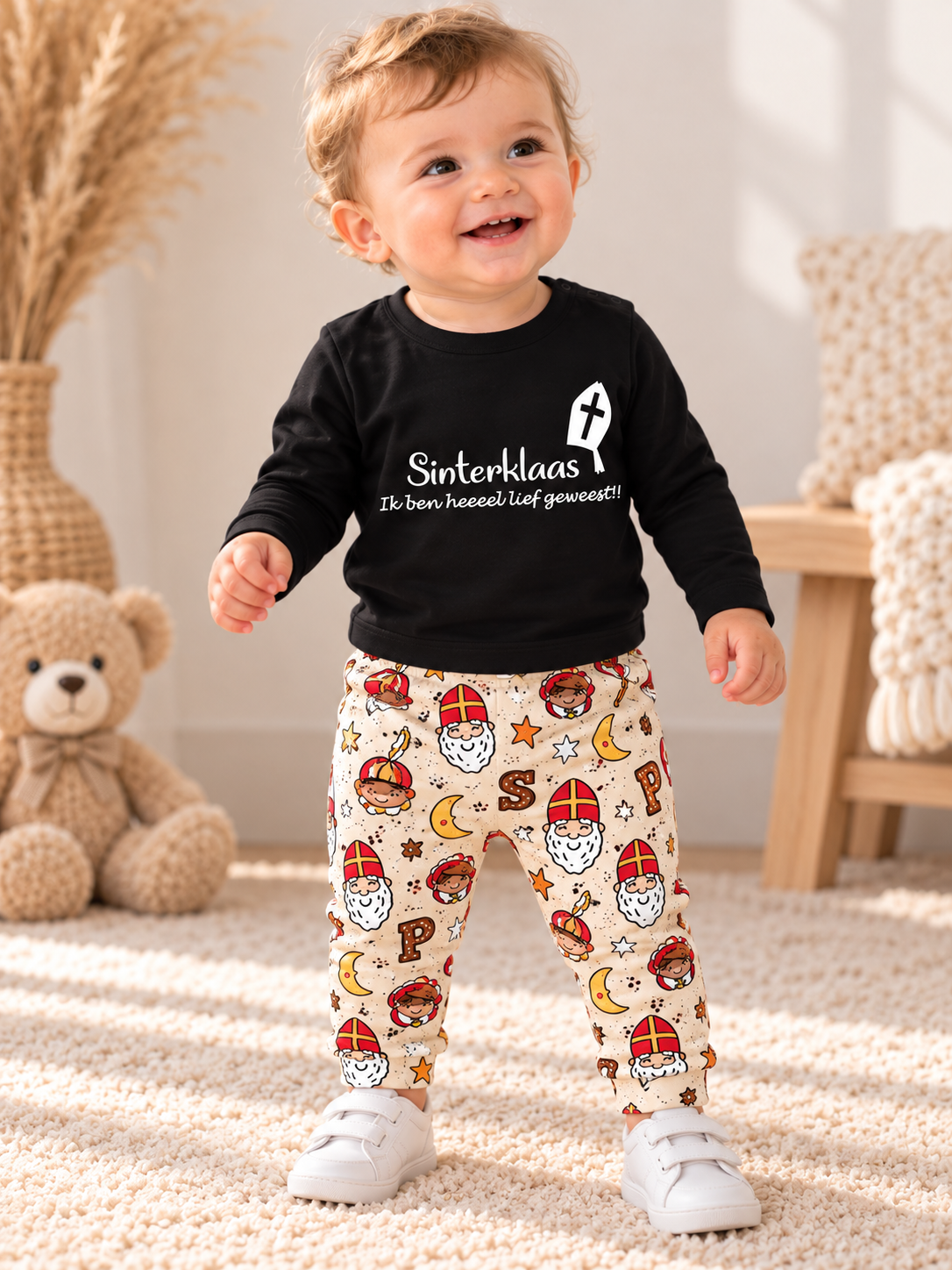 Longsleeve sinterklaas ik ben heel lief geweest zwart