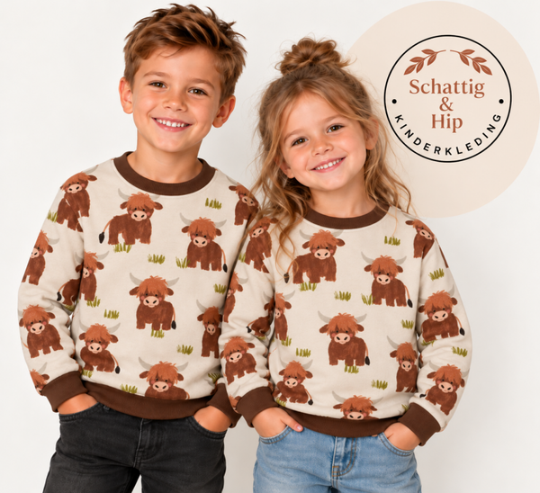 Sweater hooglanders licht zand