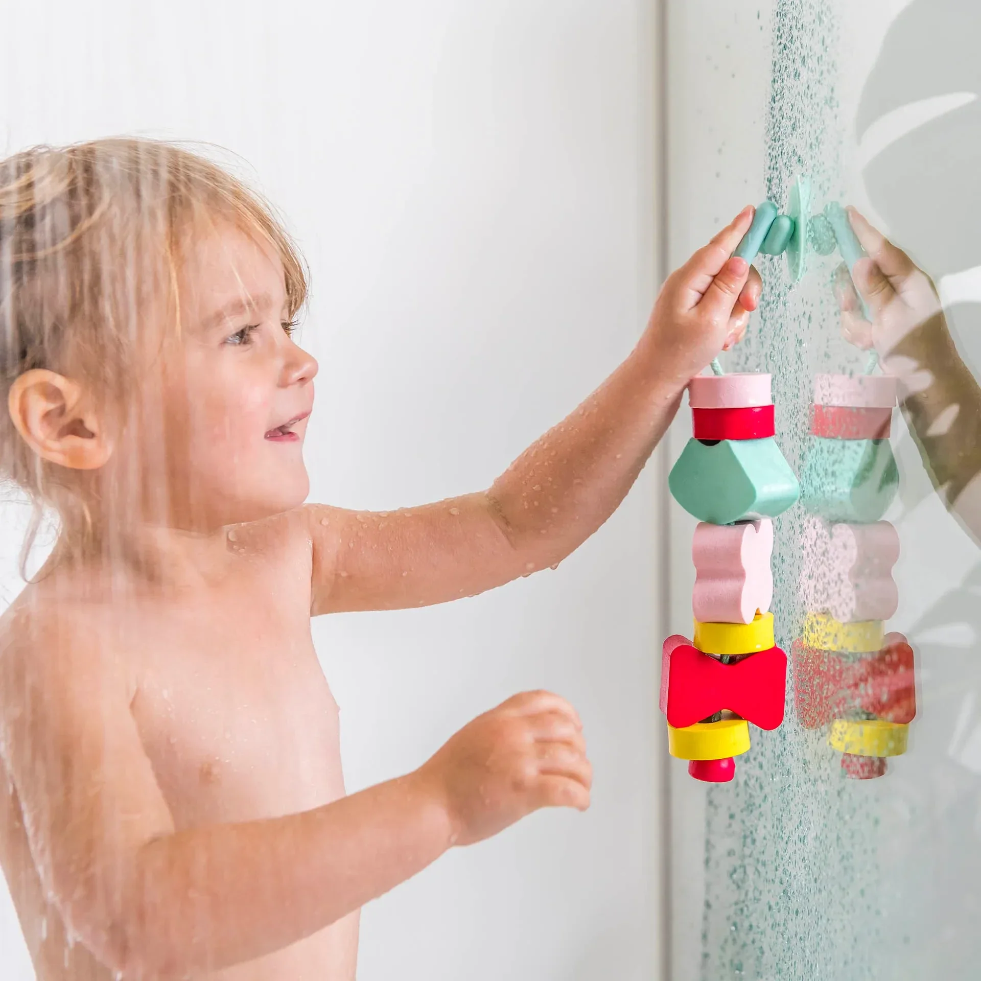 QUUT | Eerste rijgspel moes (in bad) - Beedi shapes